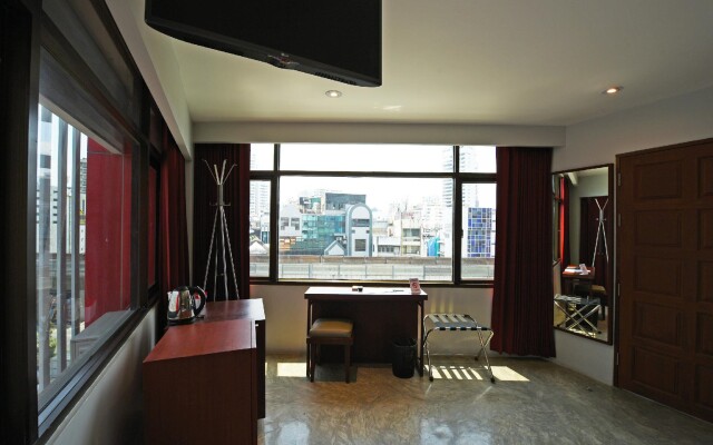 Ruamchitt Plaza Hotel