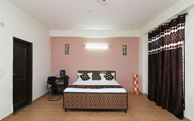 OYO 11495 Mehta Guest House