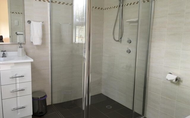 Rickaty on Blackwood