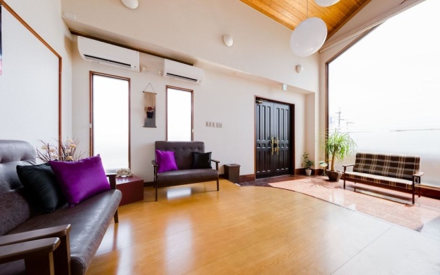 Yolee Guest House – Lobby – Izumisano