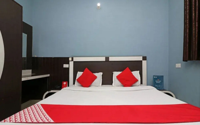 Hotel Crown Tower By OYO