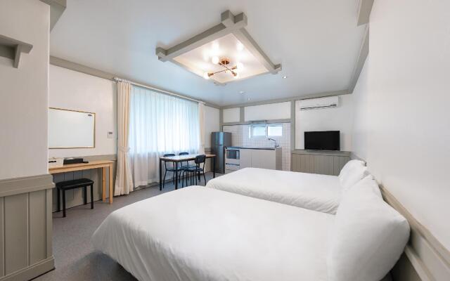 Gangneung gyeongpo pine pension