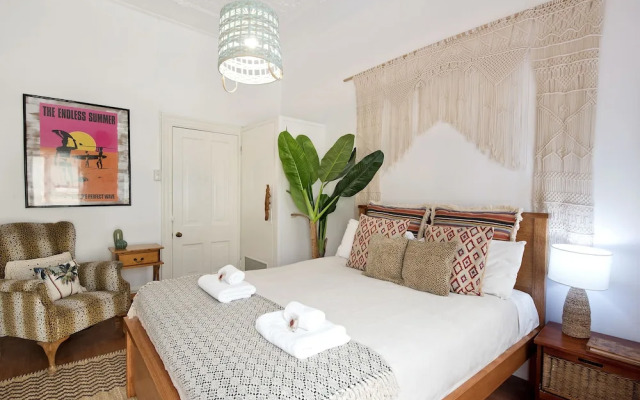 Manly Waves Studios & Apartments