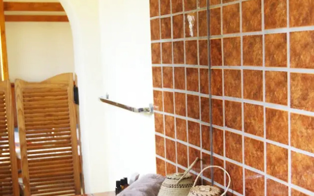 Amani Lodge