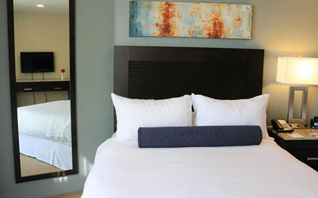 Hotel Coral And Marina