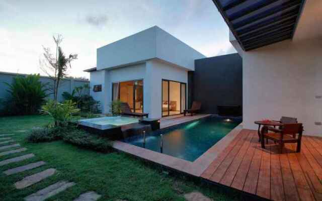 Seastone Private Pool Villas