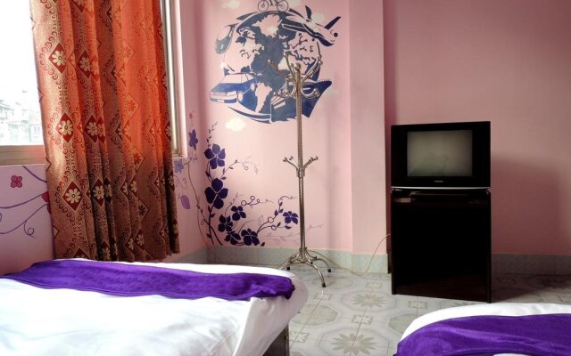 Ha Long Happy Hostel - Adults Only