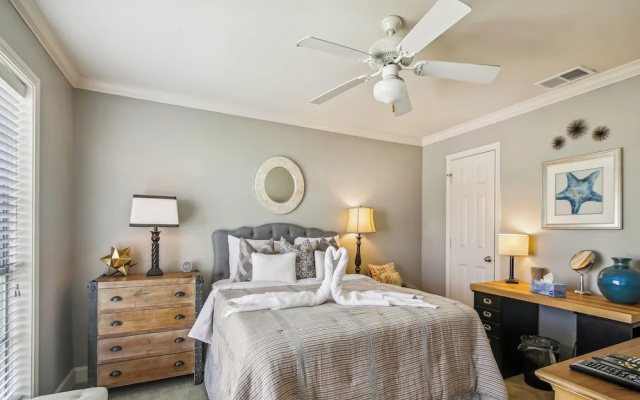 Beautiful Dawn by Ryson Vacation Rentals