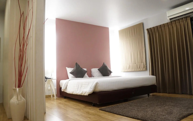 The One Residence Hotel