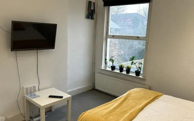 Lovely Apartment Balham F4
