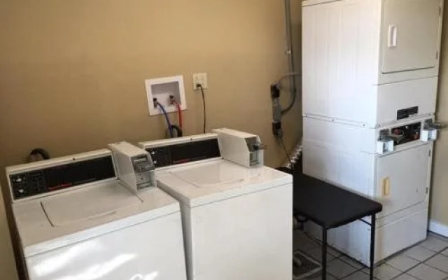 Extend a Suites Mobile Tillmans Corner