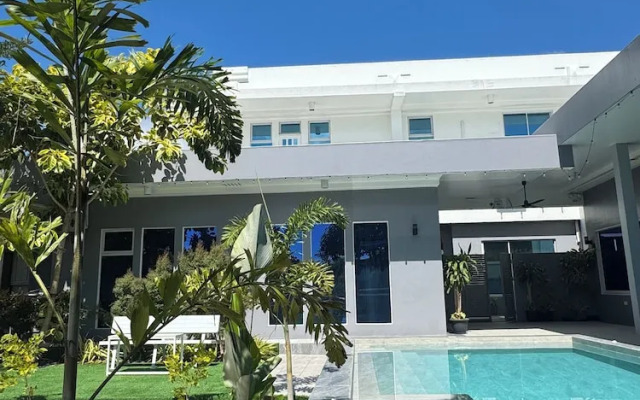 Anavada Suites