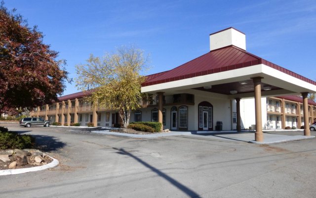 Red Roof Inn Knoxville North - Merchants Drive