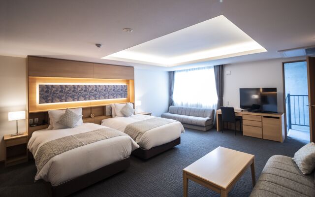 Kyoto Shijo Takakura Hotel grandereverie