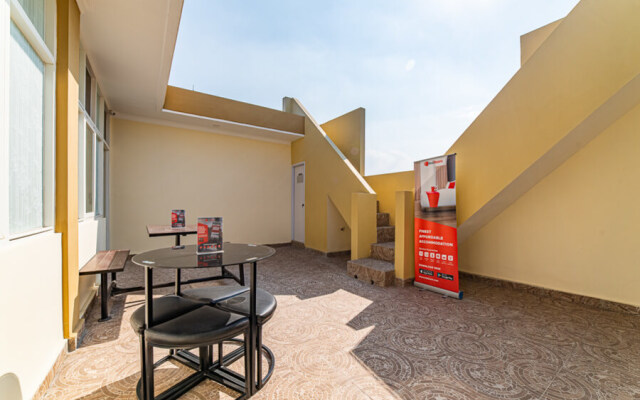 RedDoorz Syariah @ Blimbing Malang