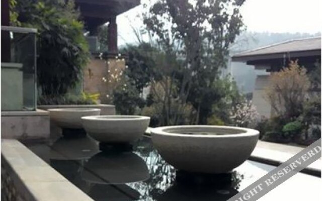 Ronghui Hot Spring Resort