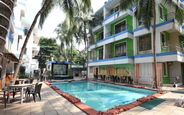 Town House Resort Candolim (Magnum Resort)