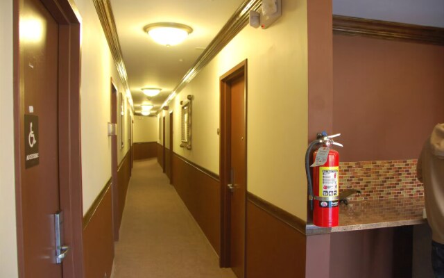 Smithtown Inn