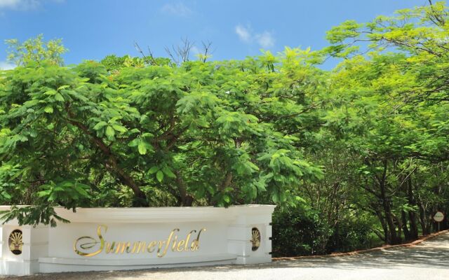 Summerfield Luxury Resort & Botanical Garden