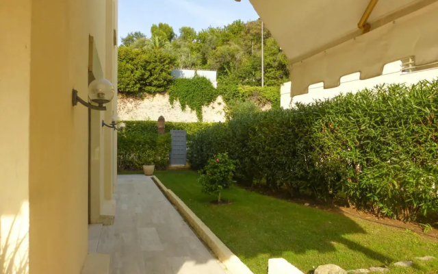 Vacation apartment with large private terrace and community pool, Cannes - Apartment in Cannes - Photo 4