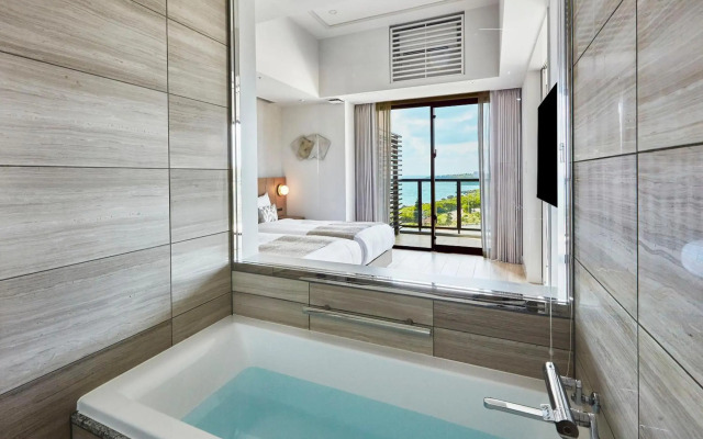 Hotel Shigira Mirage