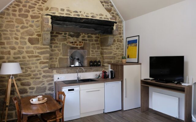 La Maison Jaune à la Janaie