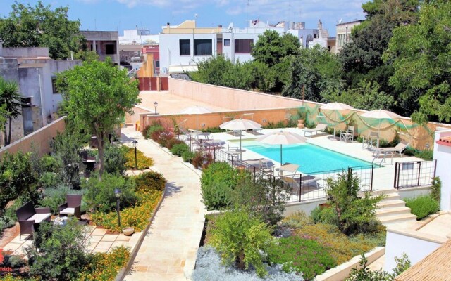 The Courtyard - Elsa