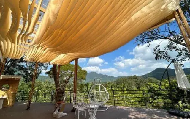 Yuhai · Shanju Homestay