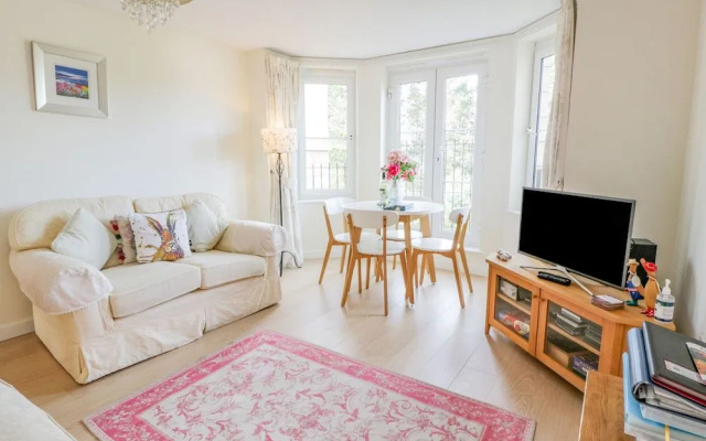 Tweed Apartment