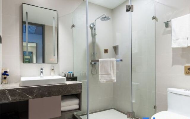 Home Inn Selected