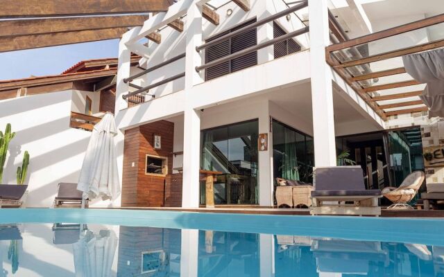 Casa de Luxo em Jurerê Internacional