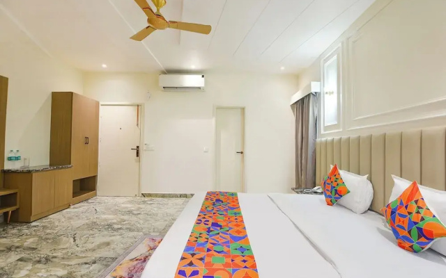 FabHotel Dev Palace I