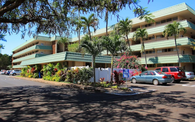 Kahana Reef 116 by RedAwning