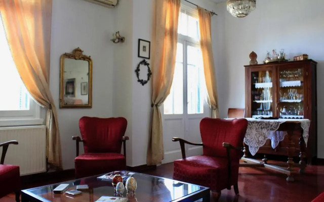The Emerald City Central Apartment, 2-bdrms