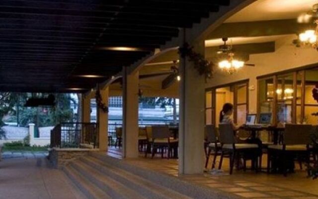 Casa Escano Bed & Breakfast