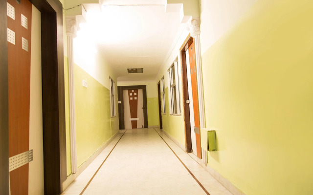 OYO 1049 Nirman Nagar