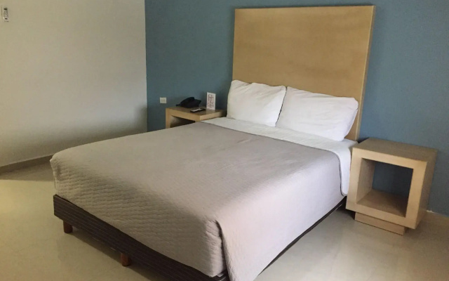 Capital Hotel