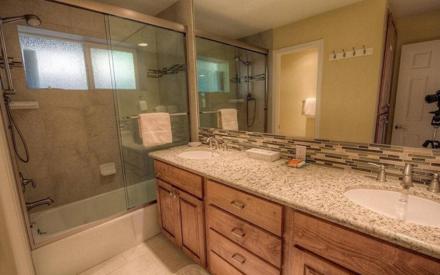 Hch1221 - Tahoe Bonoff Venture 4 Bedroom Home
