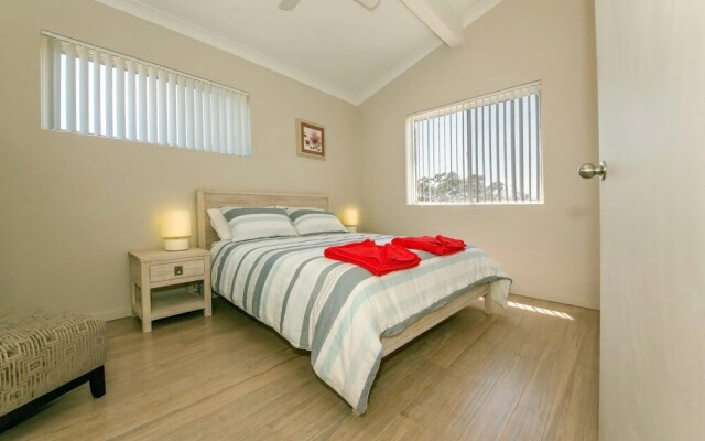 The Helm, Unit 15, 22 Voyager Close