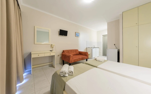 Karras Annex (Maria Studios & Apartments)