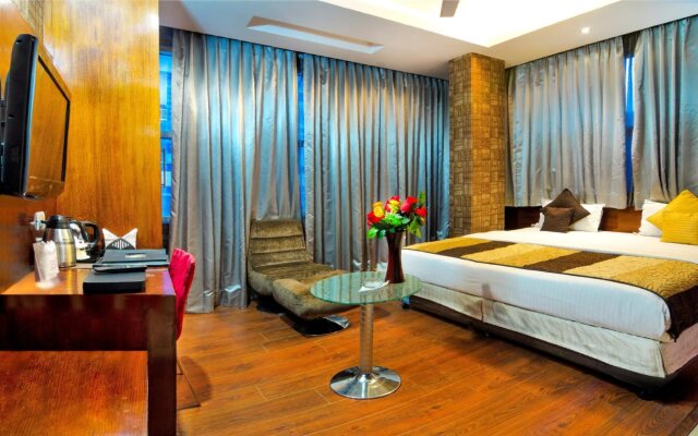 Hotel Omega Residency