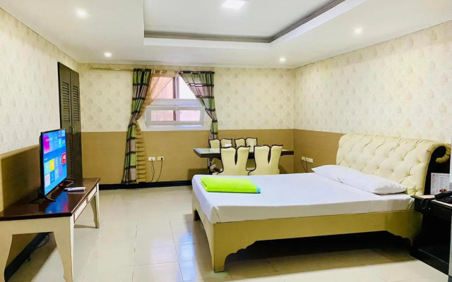 OYO 700 Pj Inn Hotel