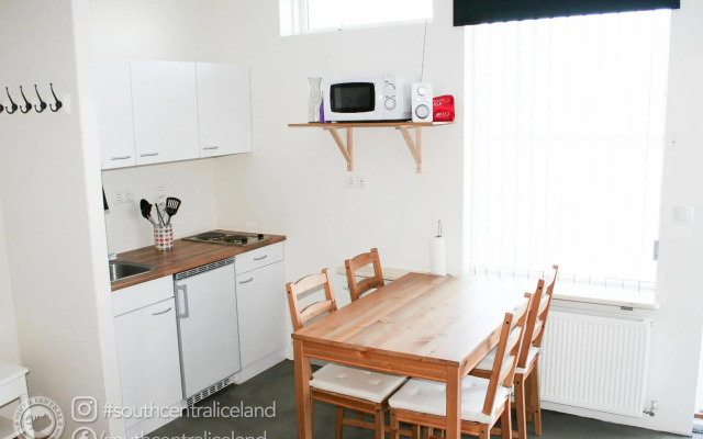 South Central Country Apartment