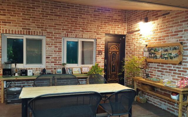 jeonju acimjeongweongeseuteuhauseu