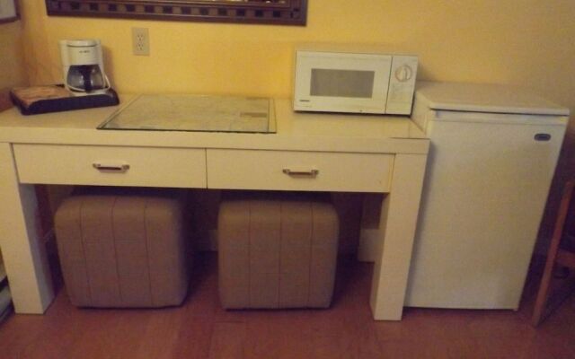 Footbridge North Hotel