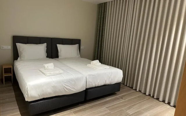 Oporto Station Hostel & Rooms