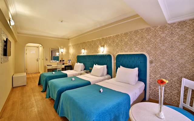 Grand Anka Hotel
