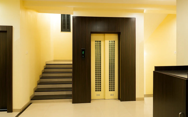 Hotel Avon International