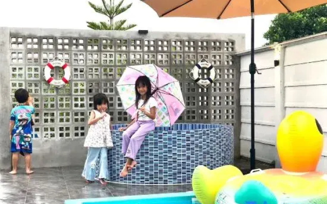 Cher Cher Pool Villa