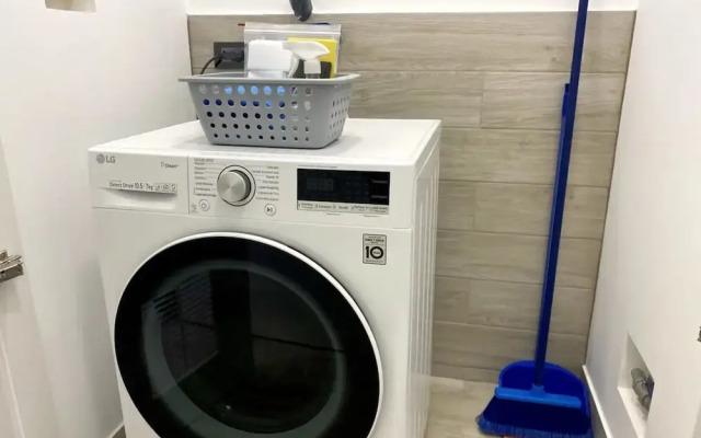 w Sunny 1BR in San Isidro